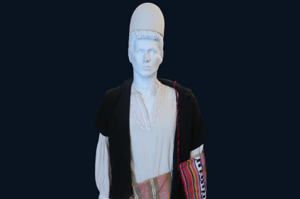 Veshja tradicionale e burrave opojarë